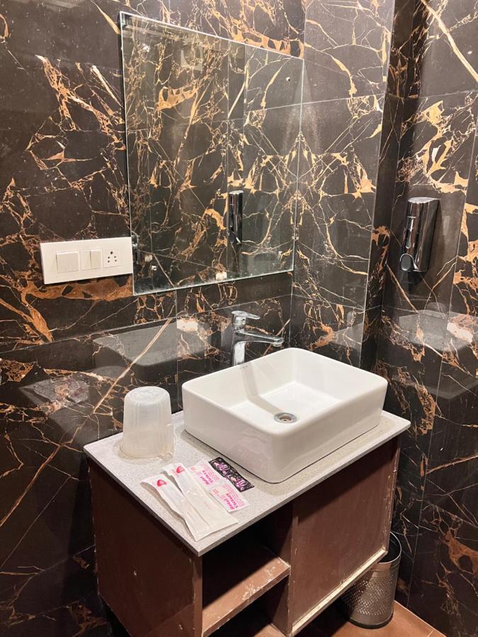 שימלה Hotel Victory מראה חיצוני תמונה